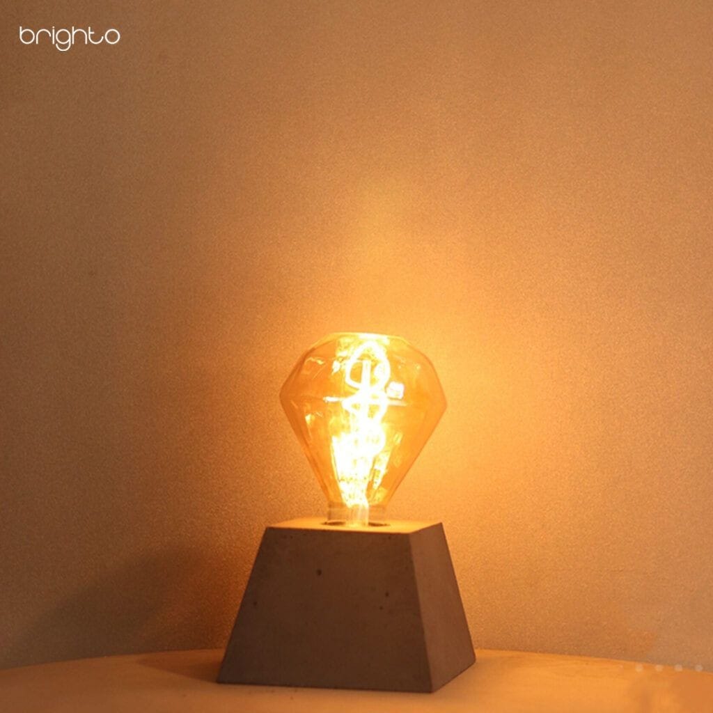 چراغ رومیزی بتنی M201