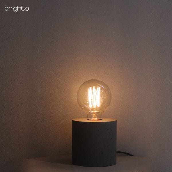 چراغ رومیزی بتنی M202